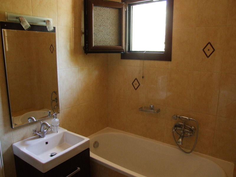 Nadia Apartments Molyvos Екстериор снимка